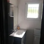 Lou Mazet בית נופש