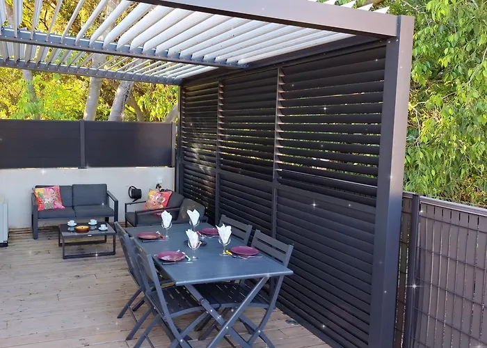 Lou Mazet Hébergement de vacances *